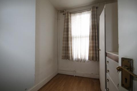 2 bedroom maisonette for sale, Masons Avenue, Harrow, Middlesex HA3