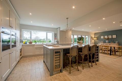 5 bedroom detached house for sale, Crown East Lane Rushwick, Worcestershire, WR2 5TU