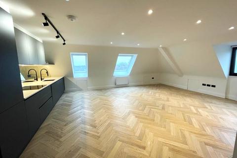 2 bedroom flat to rent, Shakespeare Road, London NW7