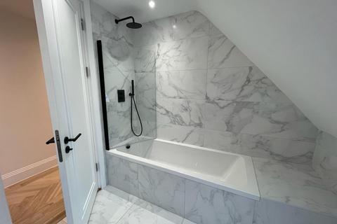 2 bedroom flat to rent, Shakespeare Road, London NW7