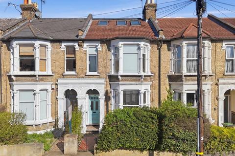 2 bedroom apartment for sale, Leybourne Road, Leytonstone