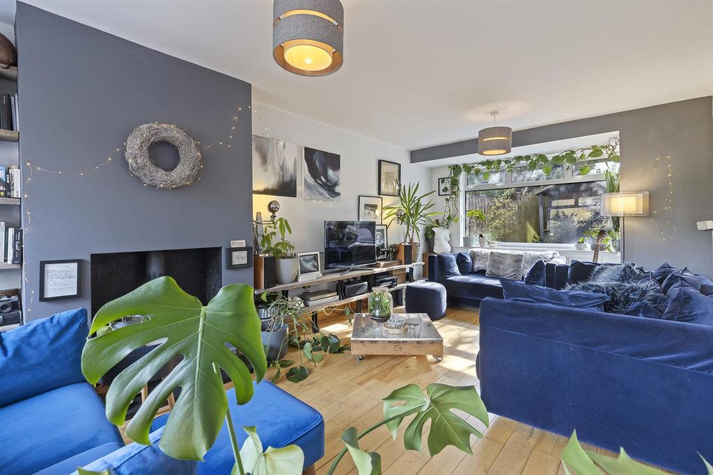 36 Charnley Avenue, Sheffield 13 297.jpg