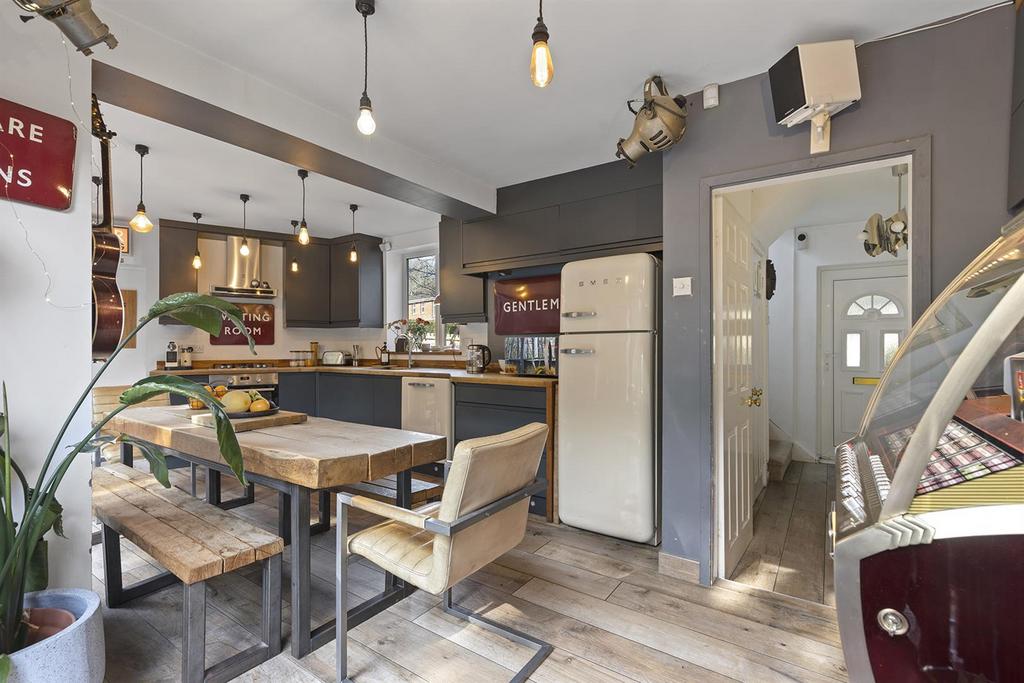 36 Charnley Avenue, Sheffield 07 297.jpg
