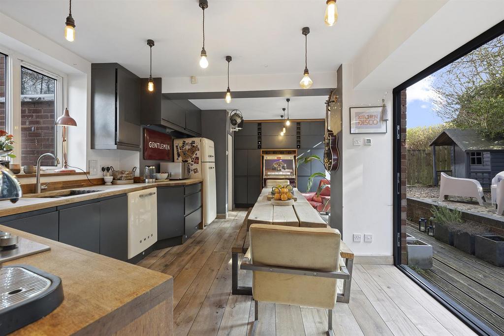 36 Charnley Avenue, Sheffield 05 297.jpg