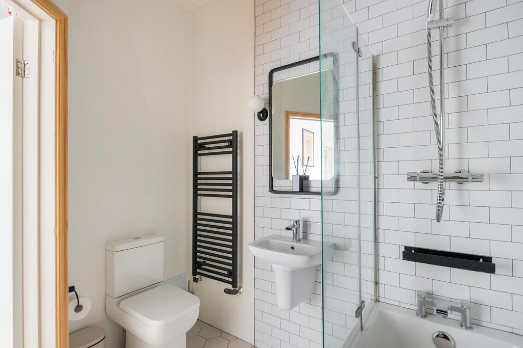 F1 F9 FBECN - Bathroom A.jpg