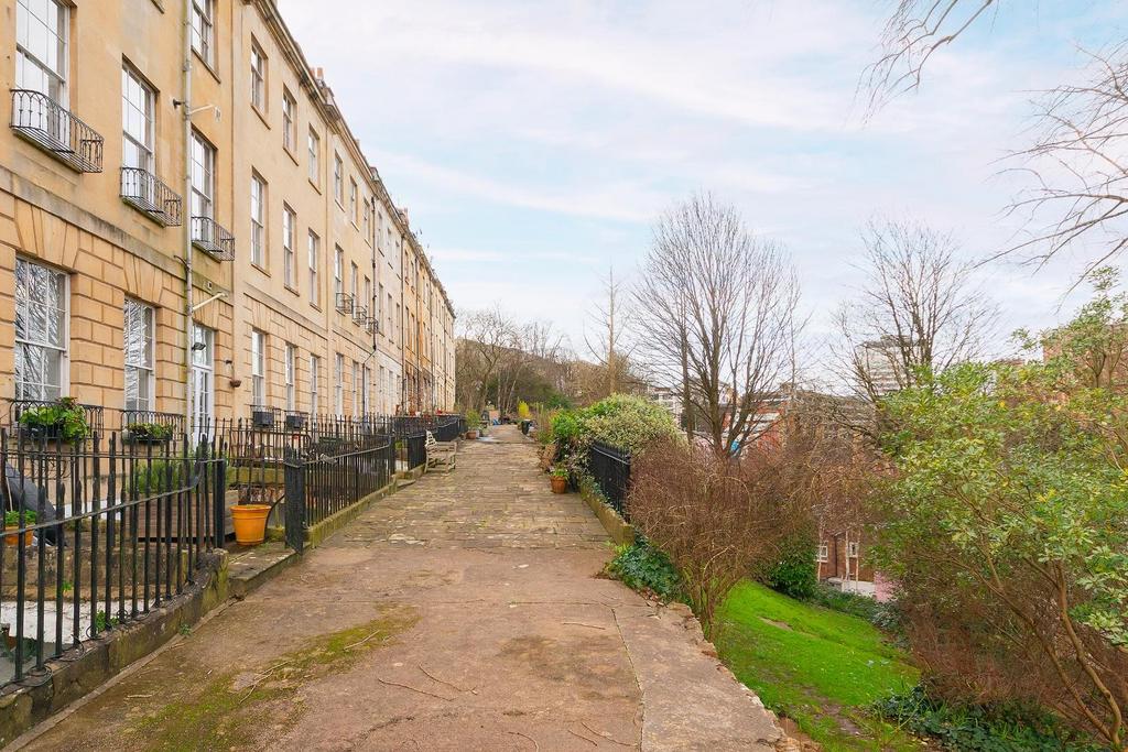 F1 F9 FBECN - Communal Gardens B.jpg