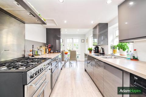 3 bedroom semi-detached house for sale, Finchley Park, London N12