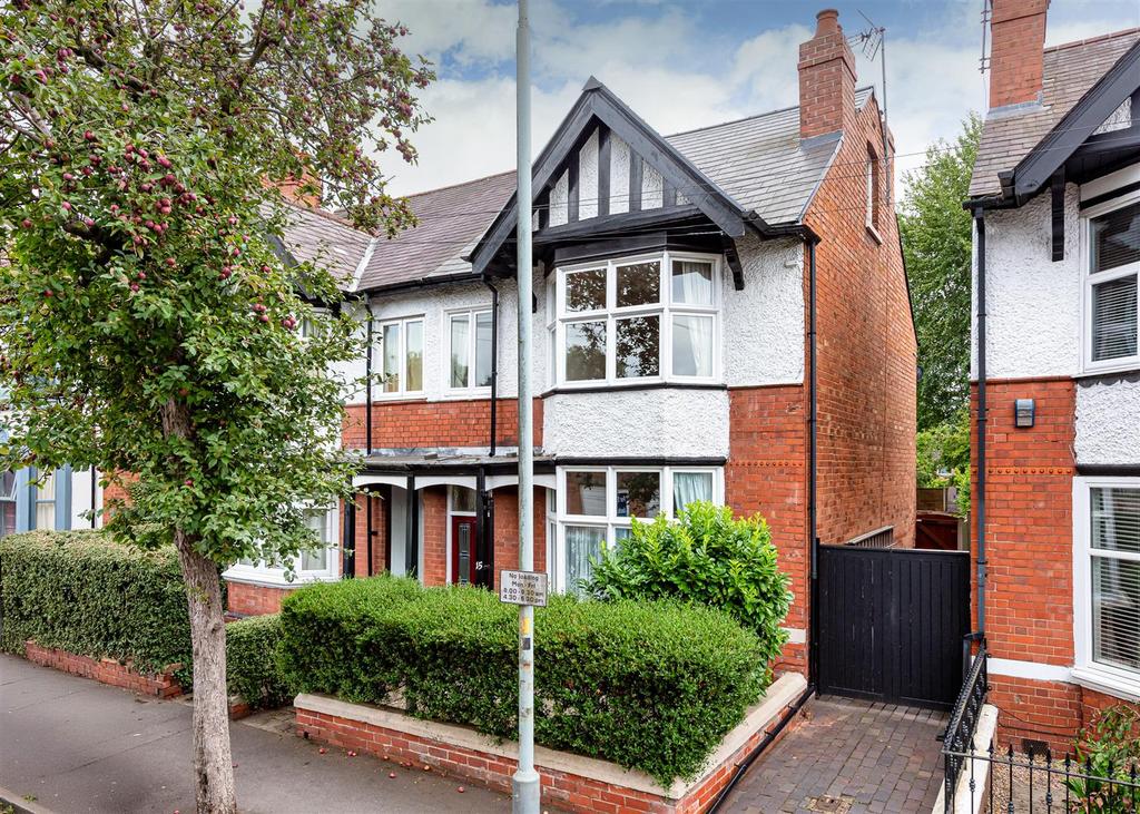 15 Paget Road-front.jpg