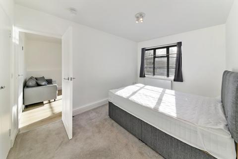 1 bedroom apartment to rent, Waynflete House, Union Street London SE1