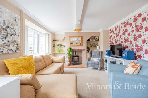 undefined, Woodfield, Briston