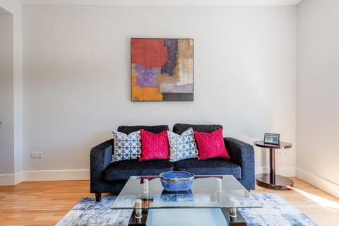 2 bedroom house to rent, Skardu Road, London