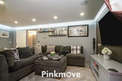 4 bedroom detached house for sale, Heol Senni, Newport NP20