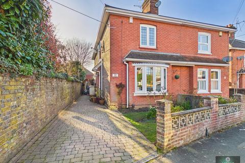 undefined, Malthouse Road, Southgate RH10