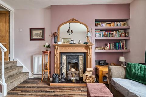 4 bedroom end of terrace house for sale, Main Street, Burley in Wharfedale, Ilkley, West Yorkshire, LS29