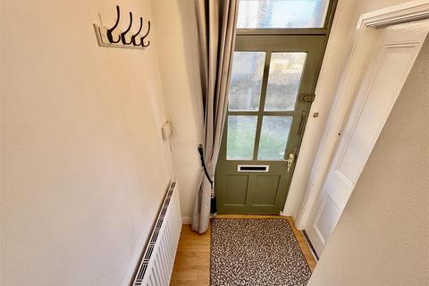 undefined, Westgate, Almondbury, Huddersfield, HD5 8XQ