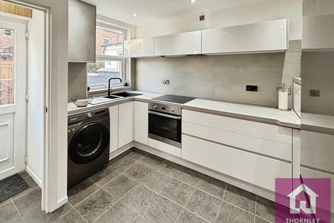 4 bedroom terraced house for sale, Thorn Grove, Fallowfield, Greater Manchester, M14