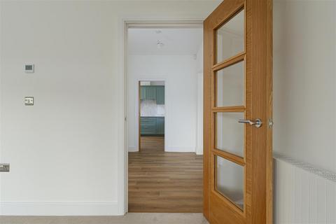 4 bedroom detached house for sale, Kings Oak Drive, Woodnesborough, Sandwich