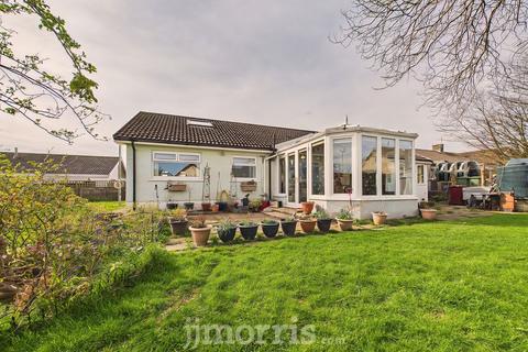 3 bedroom detached bungalow for sale, Jubilee Gardens, Templeton, SA67