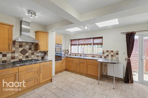 3 bedroom semi-detached house to rent, Mowbray Road, CAMBRIDGE