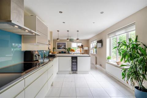 undefined, Potten End, Berkhamsted