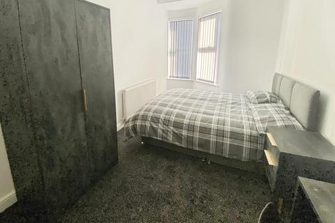 6 bedroom end of terrace house for sale, Walton Hall Avenue, Walton, Liverpool, L4