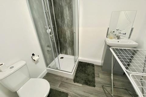 6 bedroom end of terrace house for sale, Walton Hall Avenue, Walton, Liverpool, L4
