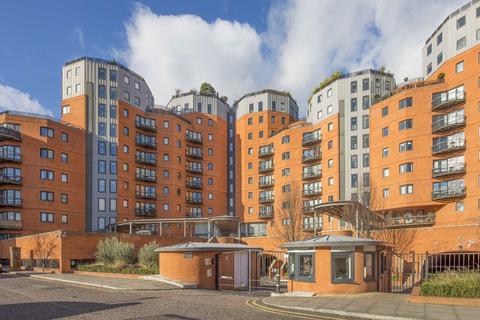 undefined, Arnhem Place, London E14