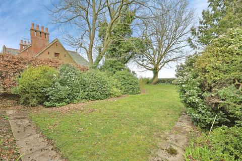 3 bedroom detached bungalow for sale, Mattishall Road, East Tuddenham, Dereham