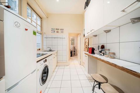 1 bedroom flat for sale, Westminster Palace Gardens, London SW1P