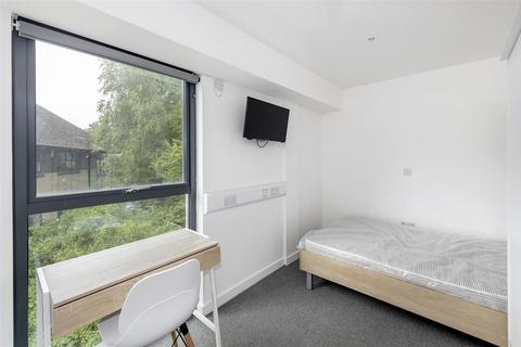 2 bedroom flat to rent, 44 Lower Bristol Road, Bath BA2