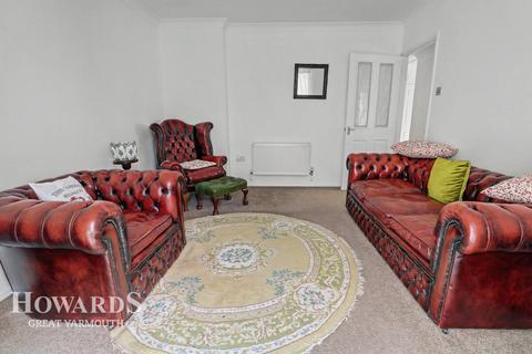 4 bedroom detached bungalow for sale, Caystreward, Great Yarmouth