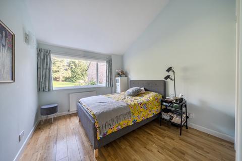 4 bedroom terraced house for sale, Lingwood Walk, Bassett, Southampton, Hampshire, SO16