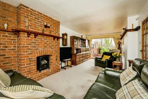 3 bedroom semi-detached house for sale, Rosegarth Avenue, Aston, Sheffield