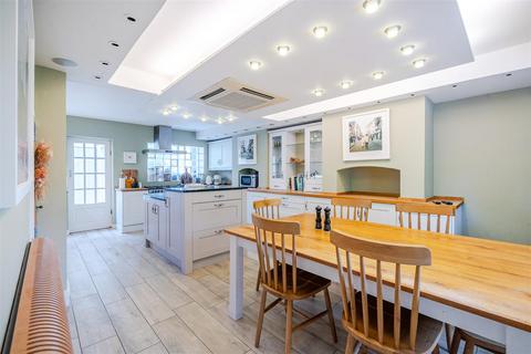 3 bedroom semi-detached house for sale, Wigginton Bottom, Wigginton, Tring