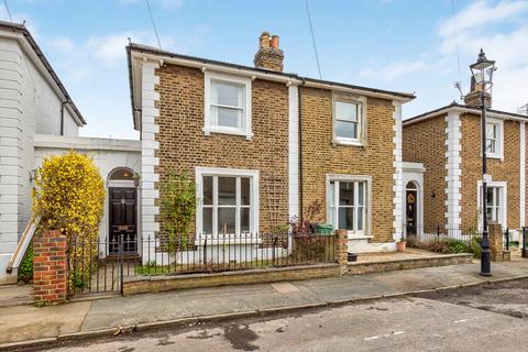 undefined, Dunstable Road, Richmond TW9