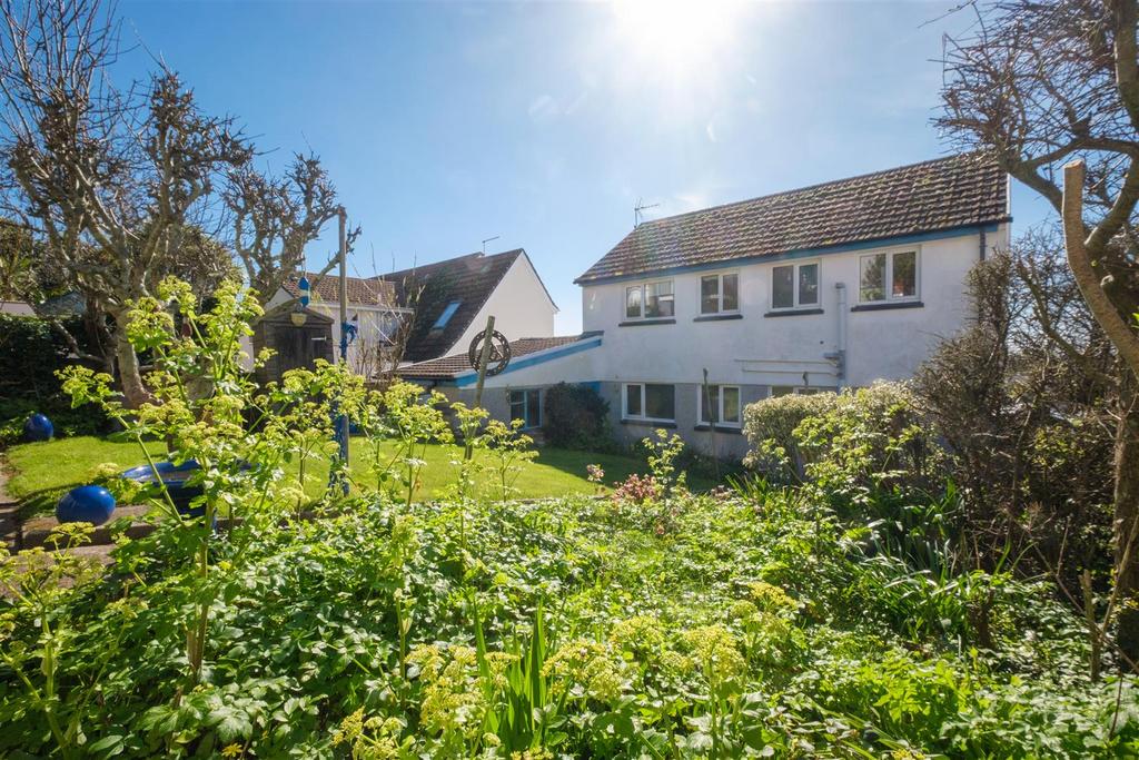 Parry Pendower Downstairs Parry Pendower Downstairs