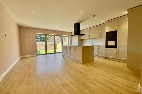 3 bedroom detached house for sale, Springfield, Peterborough