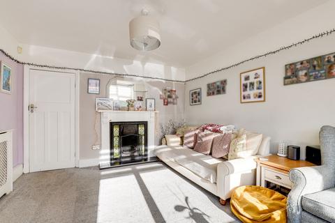 4 bedroom semi-detached house for sale, St. Helens Crescent, Nottingham NG14