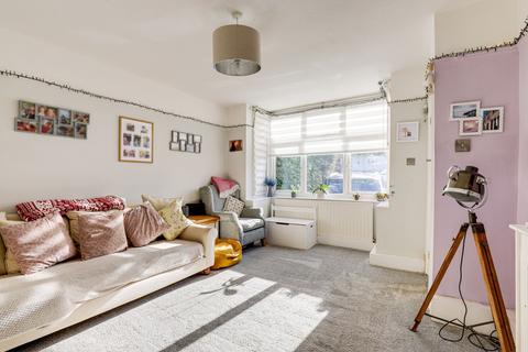 4 bedroom semi-detached house for sale, St. Helens Crescent, Nottingham NG14