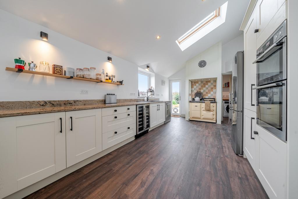 Kitchen / Breakfast Room