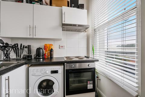 1 bedroom flat to rent, Archway Road, Highgate, London