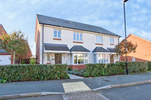 3 bedroom semi-detached house for sale, Hawthorn Way, Birmingham