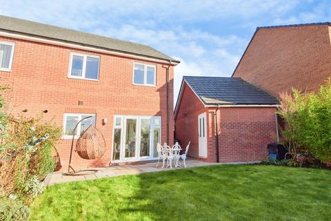 3 bedroom semi-detached house for sale, Hawthorn Way, Birmingham