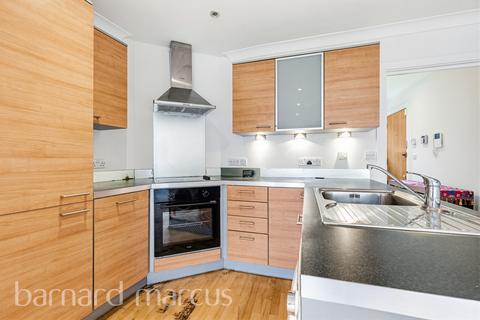 2 bedroom flat to rent, Princes Way, LONDON