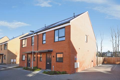 3 bedroom semi-detached house for sale, Ghyllgrove Close, Basildon