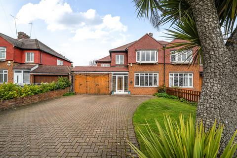 4 bedroom semi-detached house for sale, Midfield Way, Orpington BR5