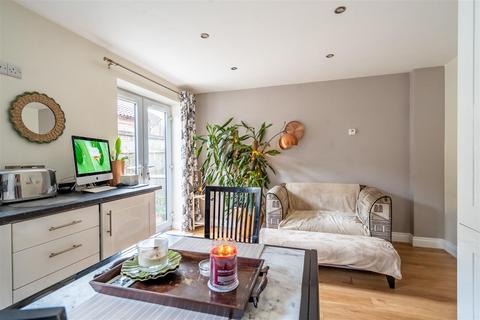 undefined, Pulleyn Mews, York YO30
