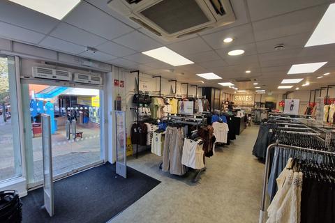 Retail property (high street) to rent, 32 Bath St Ilkeston DE7 8FB