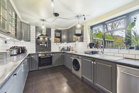 2 bedroom semi-detached house for sale, Lee Road, Calverton, Nottingham
