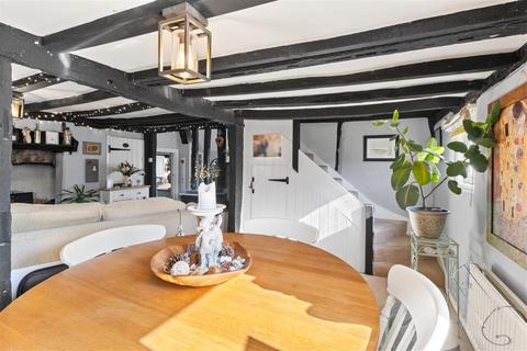 2 bedroom cottage for sale, Vicarage Road, Hailsham